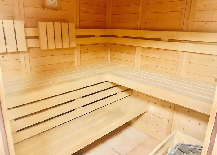 Souterrain Monteurwohnung Mit Sauna Und Garten Apartmán